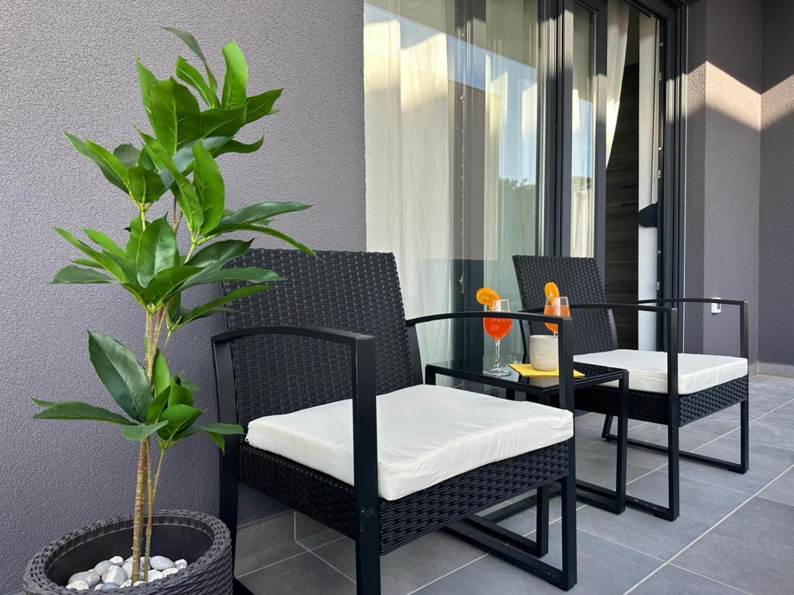 Apartments Harmony Hills Pula Exterior photo